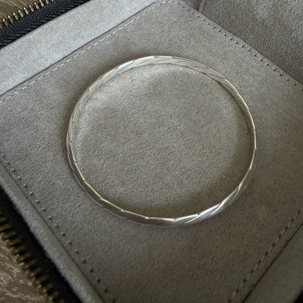 Tiffany & Co. Twist Bangle Bracelet 7.8" Silver 925 - Picture 7 of 9